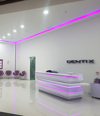 diseno de locales comerciales dentix recepcion